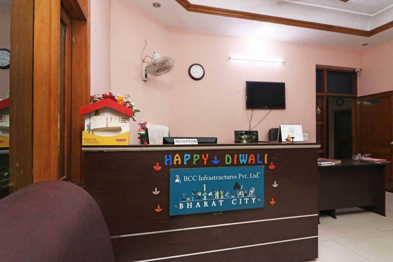 Oyo 24672 Bharat Guest House Δελχί Εξωτερικό φωτογραφία